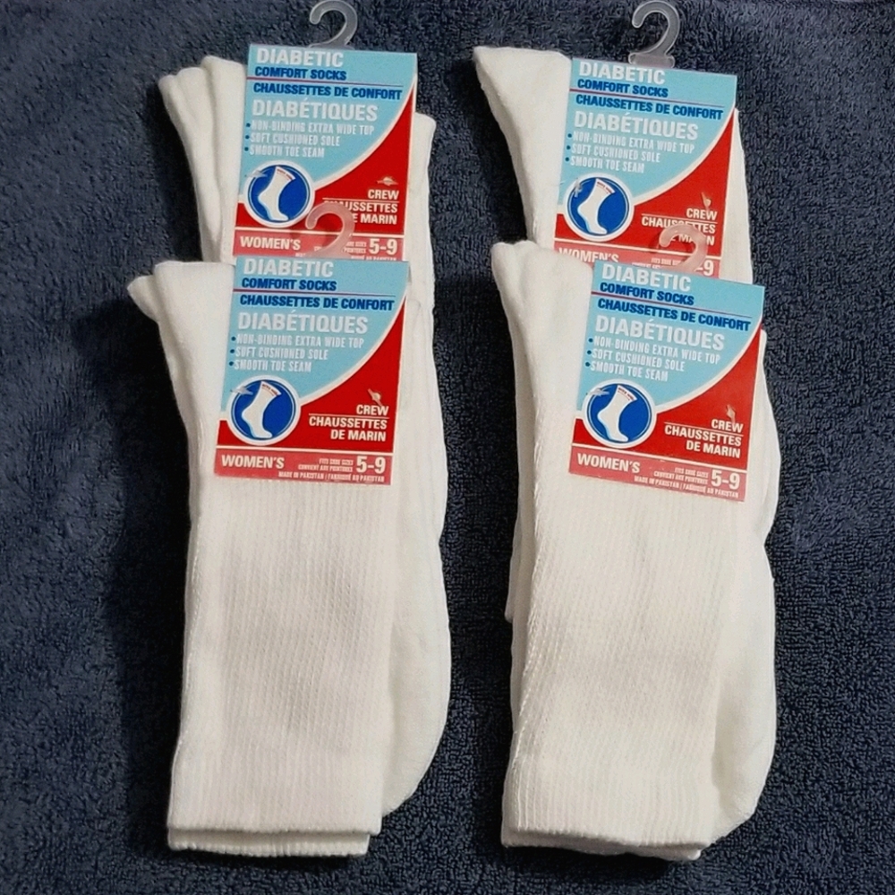 NEW 4 Pair Women's Diabetic Comfort Crew Socks